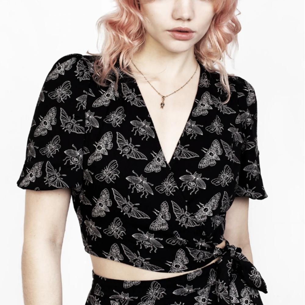 Disturbia Mortmoth Wrap Crop NWT
